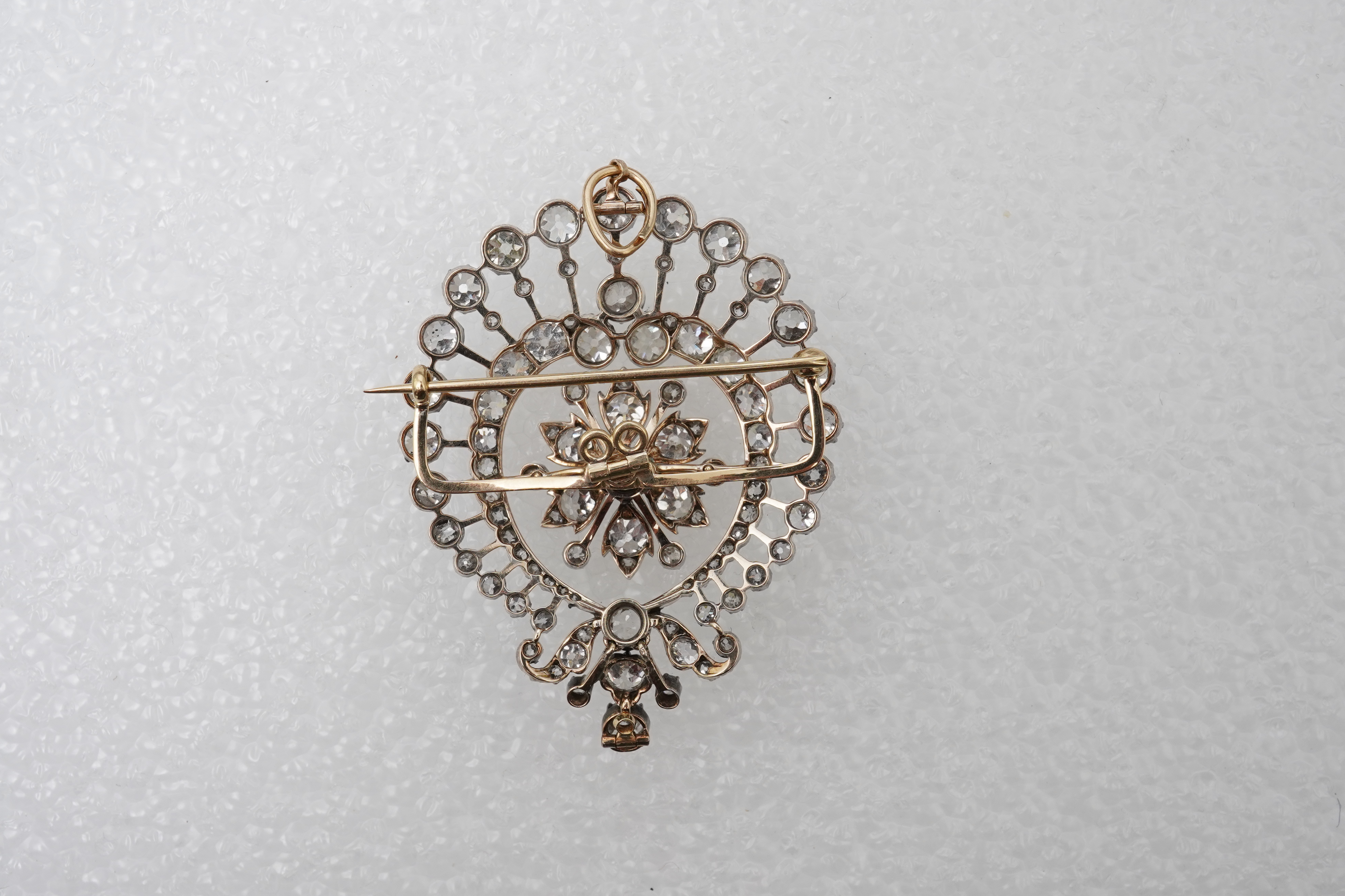 A diamond pendant/brooch, circa 1900